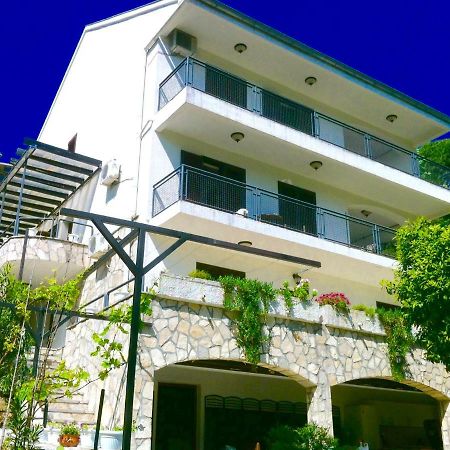 Villa Monte Boutique Apartments In Herceg Novi Exteriör bild