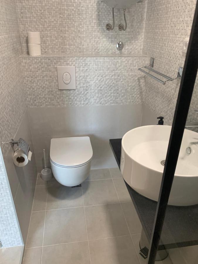 Villa Monte Boutique Apartments In Herceg Novi Exteriör bild